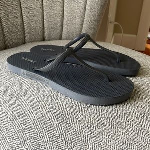 Old Navy T Strap Sandals